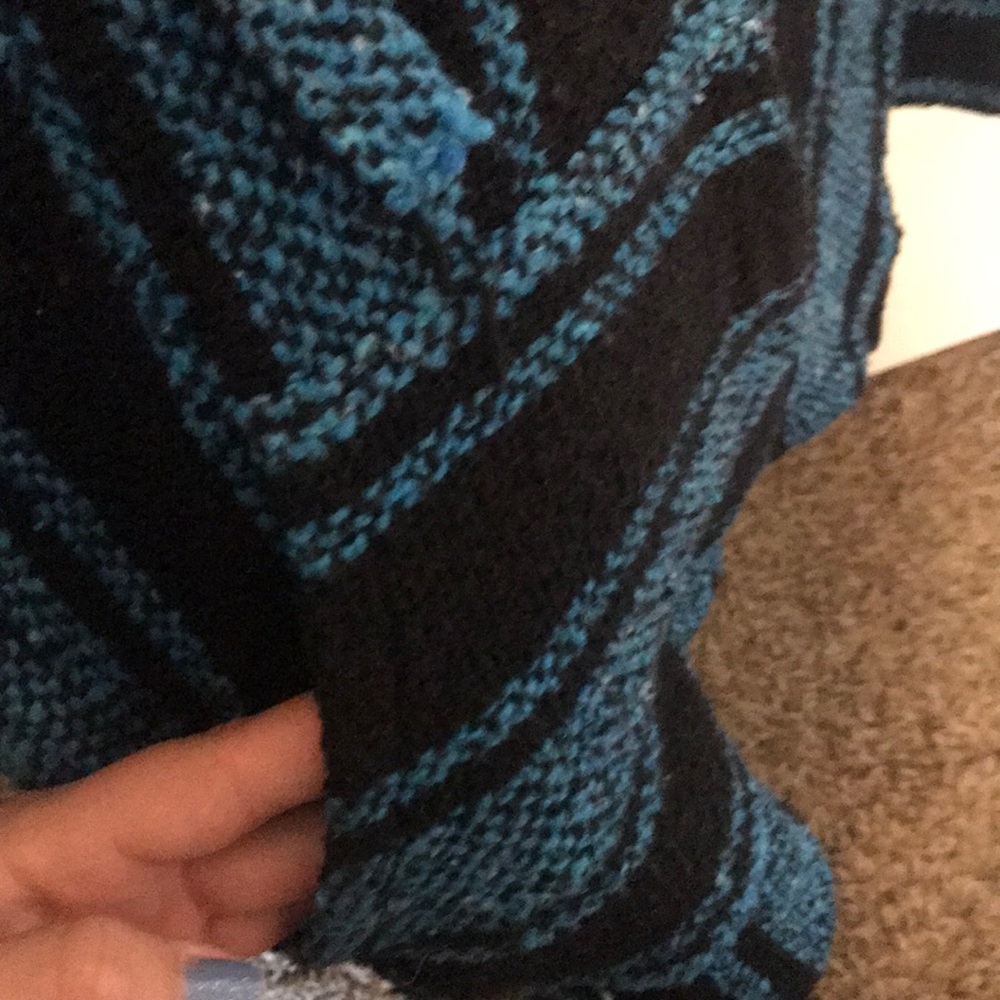 A Jacket - Picture 5 of 5